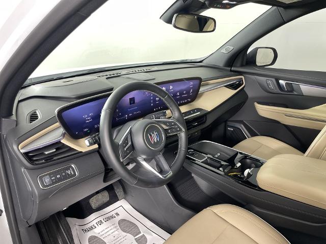 2025 Buick Enclave Vehicle Photo in GILBERT, AZ 85297-0402