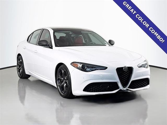 2019 Alfa Romeo Giulia Vehicle Photo in Puyallup, WA 98371