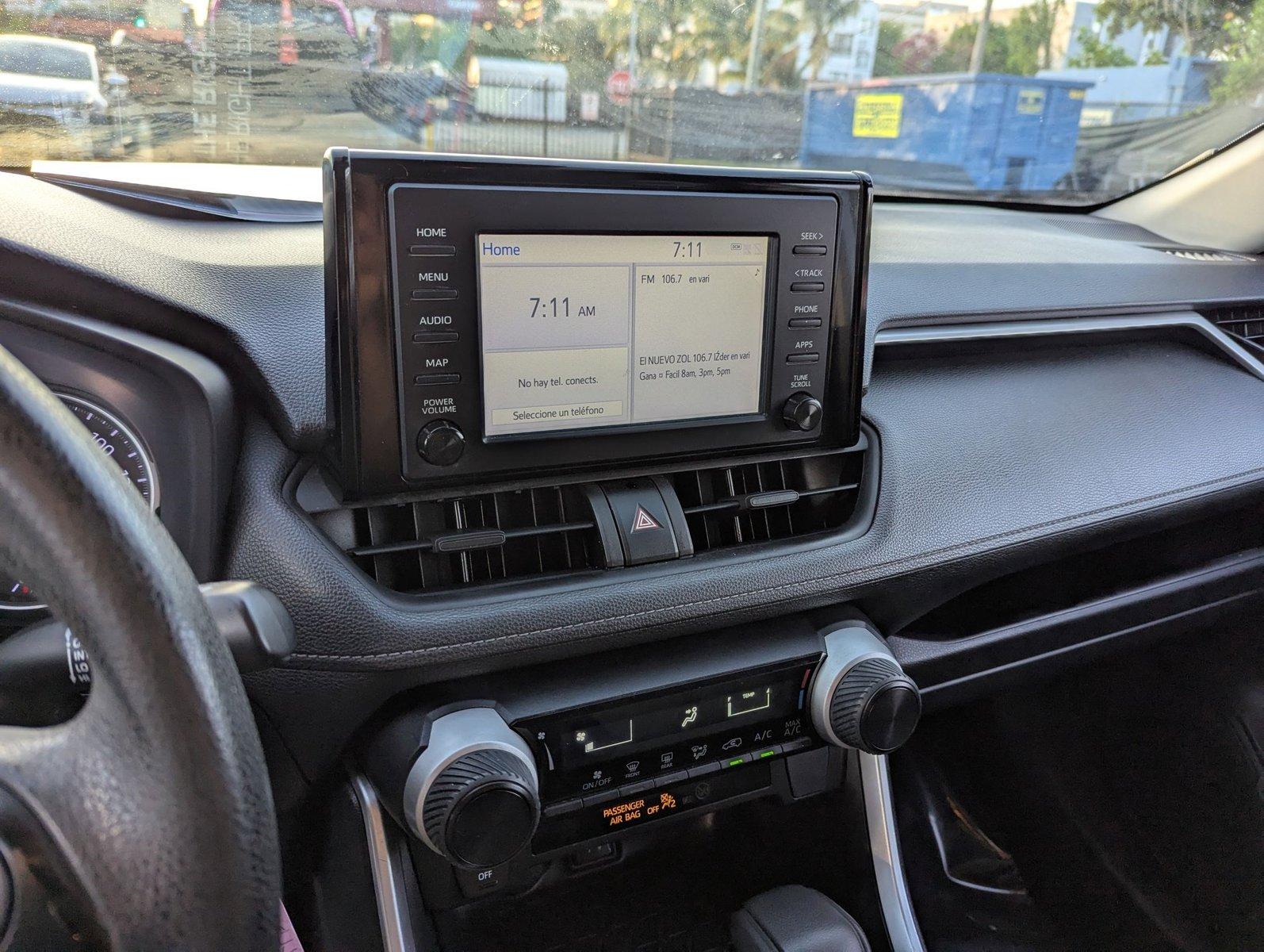 2019 Toyota RAV4 Vehicle Photo in MIAMI, FL 33134-2699