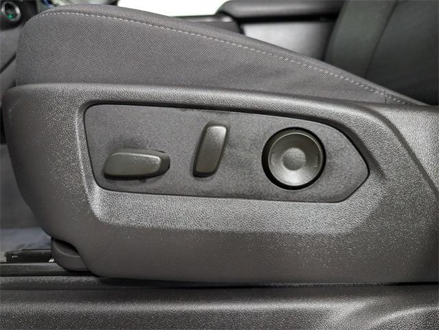 2024 Chevrolet Silverado 1500 Vehicle Photo in ENGLEWOOD, CO 80113-6708