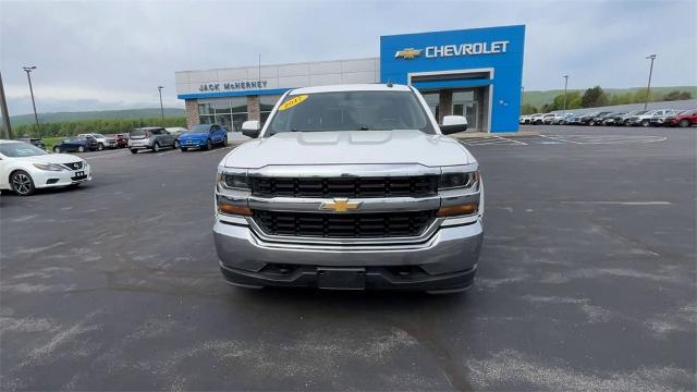 2017 Chevrolet Silverado 1500 Vehicle Photo in TULLY, NY 13159-3159