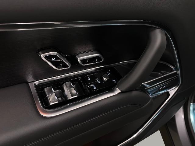 2025 Range Rover Vehicle Photo in Appleton, WI 54913