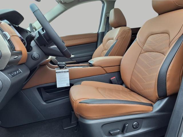 2025 Nissan Pathfinder Vehicle Photo in Oshkosh, WI 54904