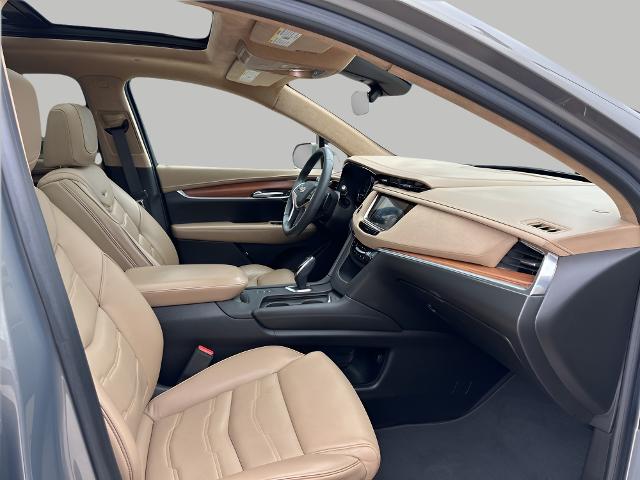 2017 Cadillac XT5 Vehicle Photo in MANITOWOC, WI 54220-5838