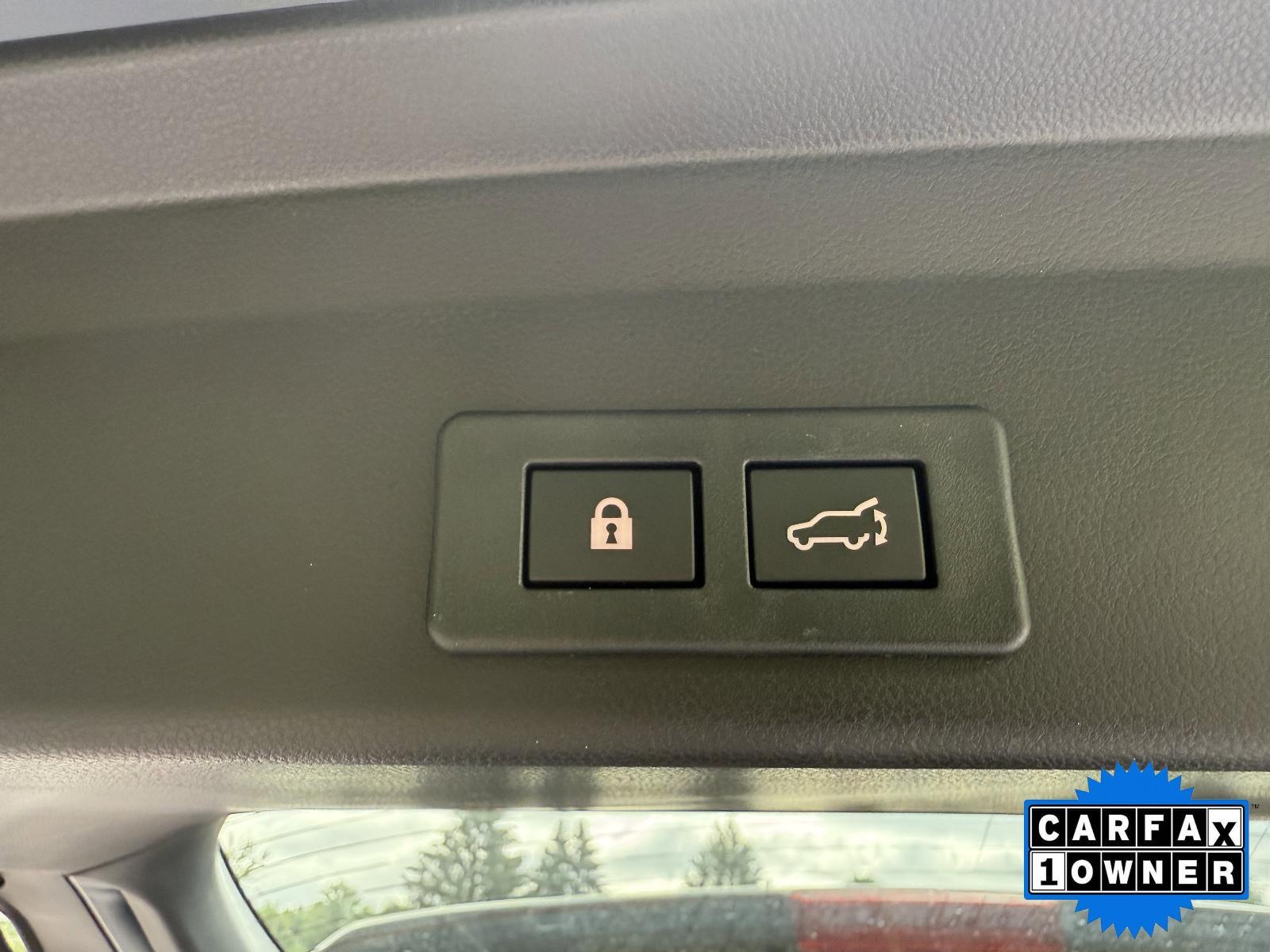 2023 Subaru Ascent Vehicle Photo in Harrisburg, PA 17111