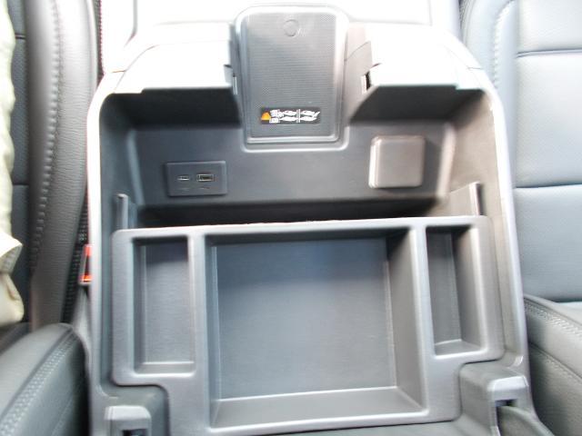 2025 GMC Sierra 1500 Vehicle Photo in LOWELL, MA 01852-4336