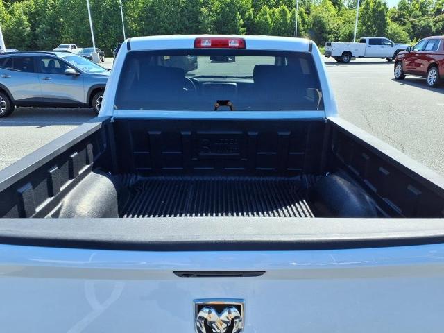 2022 Ram 1500 Classic Vehicle Photo in EMPORIA, VA 23847-1235
