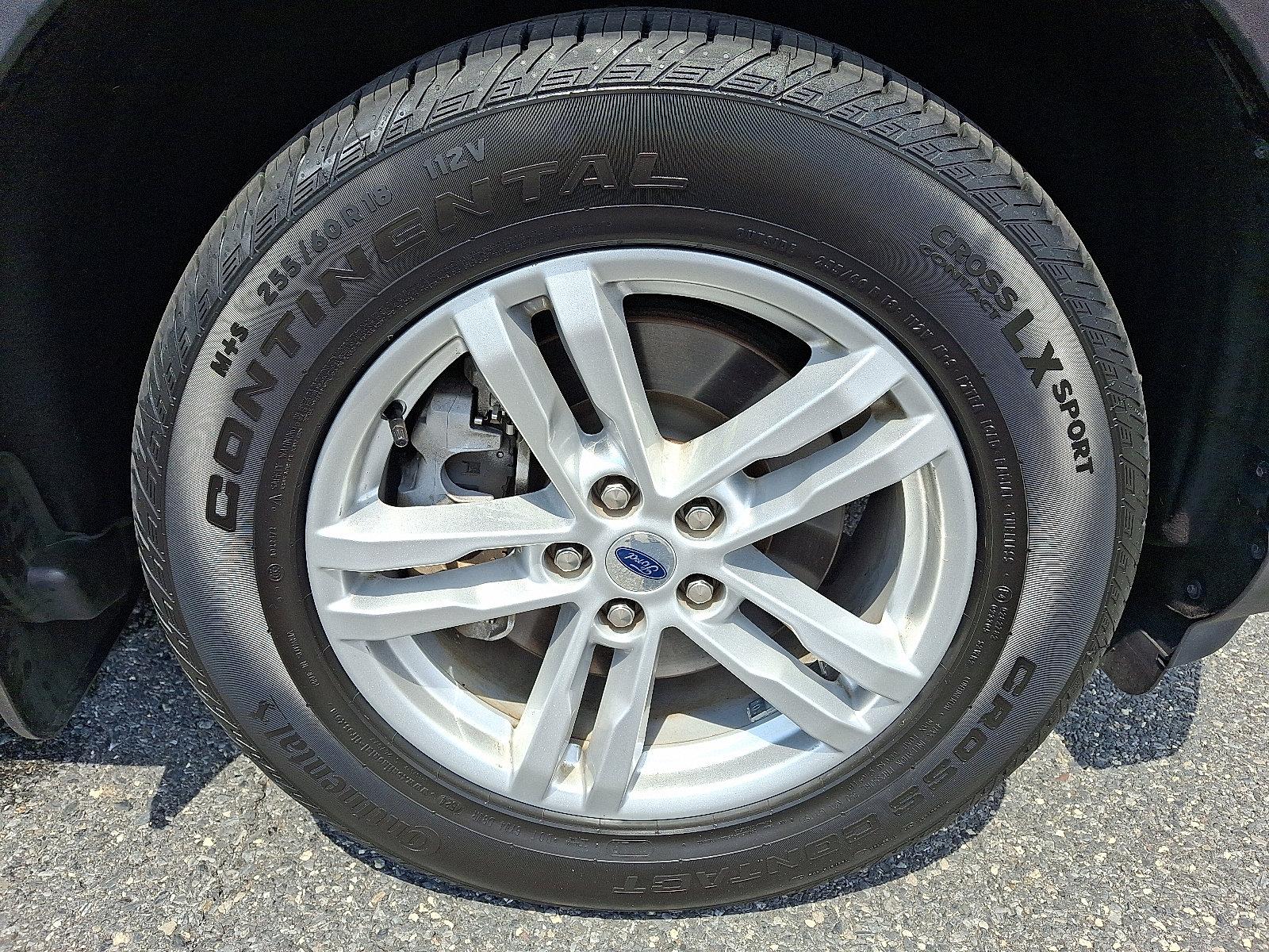 2022 Ford Explorer Vehicle Photo in BETHLEHEM, PA 18017-9401