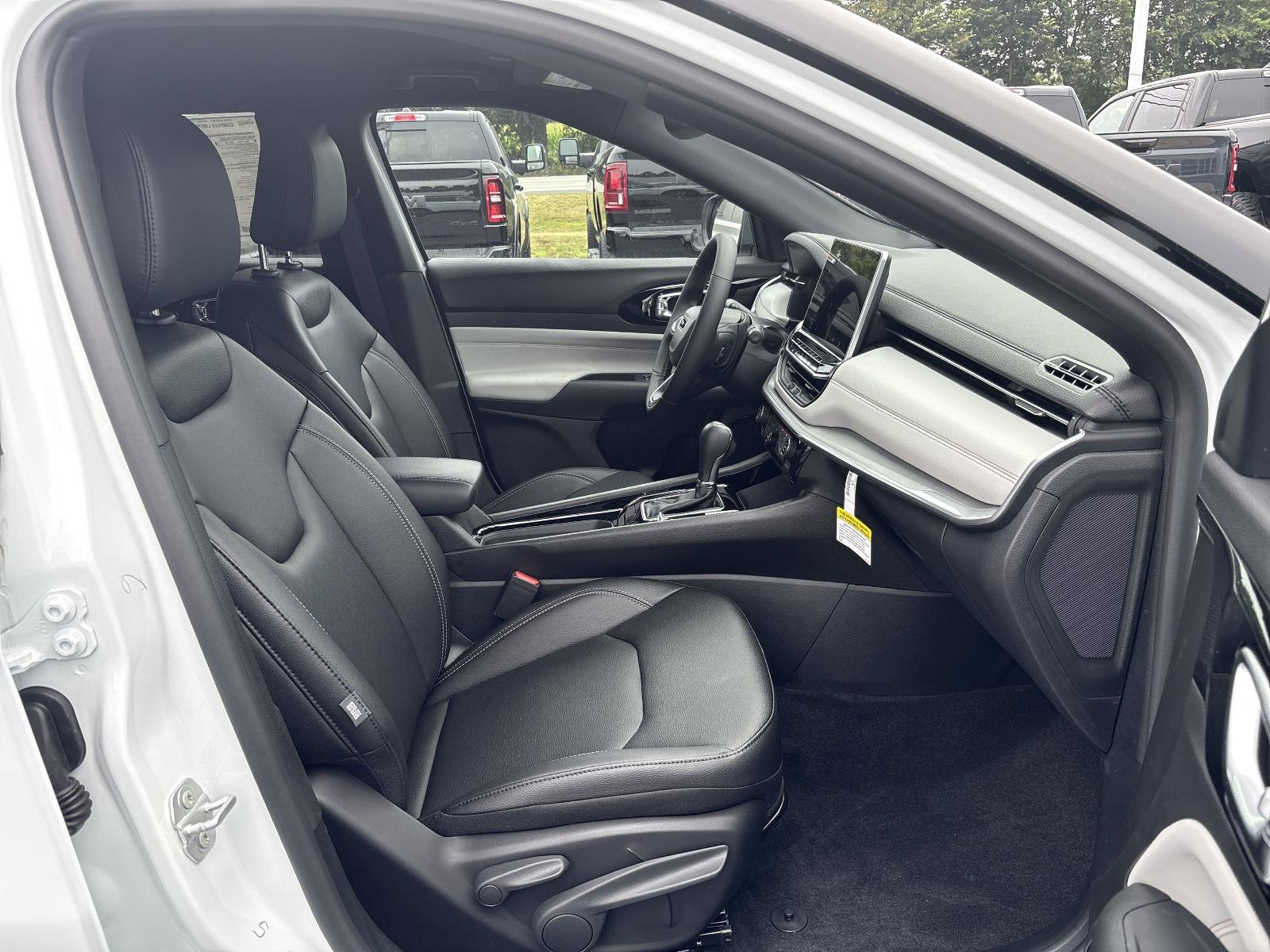 2025 Jeep Compass Vehicle Photo in Mechanicsburg, PA 17050-1707
