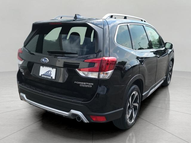 2023 Subaru Forester Vehicle Photo in GREEN BAY, WI 54303-3330