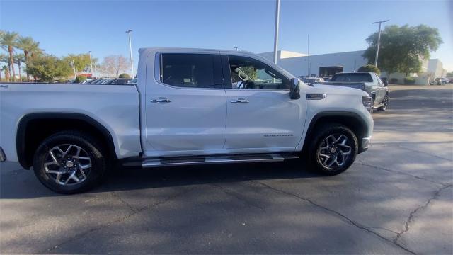 2025 GMC Sierra 1500 Vehicle Photo in GOODYEAR, AZ 85338-1310