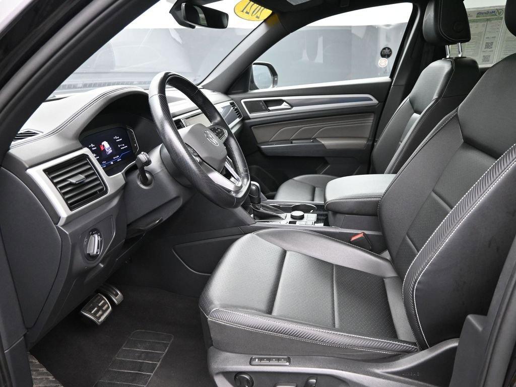 2021 Volkswagen Atlas Cross Sport Vehicle Photo in Marion, IA 52302