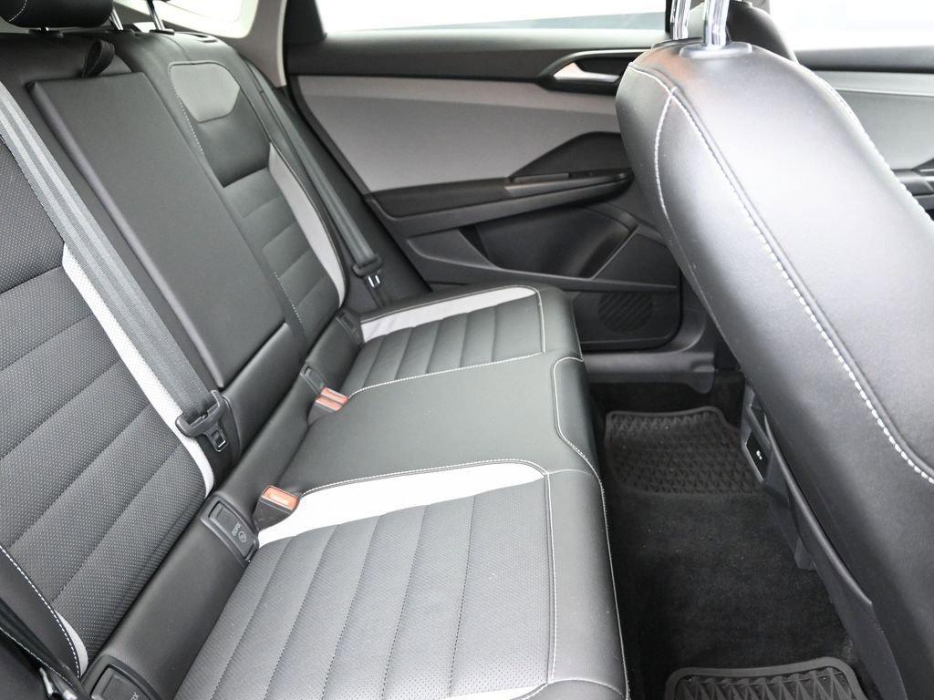 2022 Volkswagen Taos Vehicle Photo in Marion, IA 52302