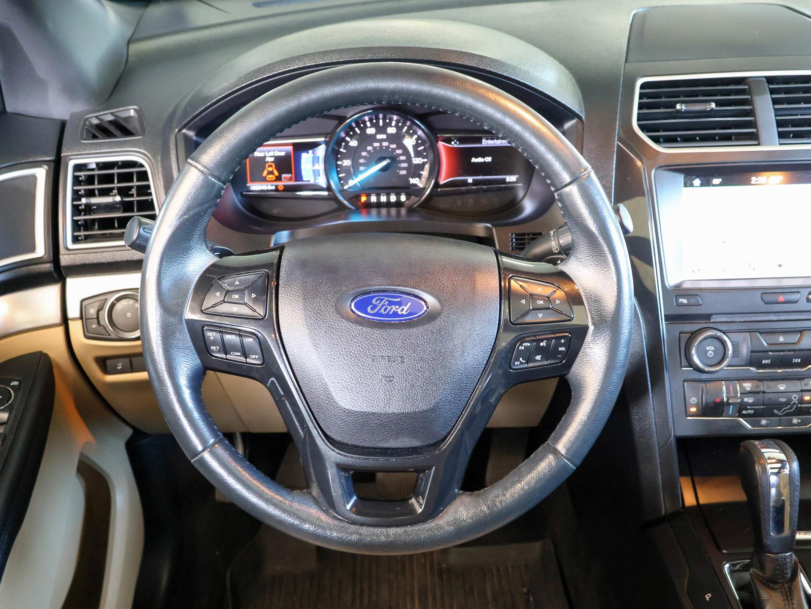 2017 Ford Explorer Vehicle Photo in DALLAS, TX 75209-3095