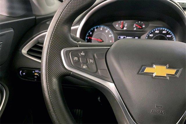 2022 Chevrolet Malibu Vehicle Photo in KANSAS CITY, MO 64114-4502