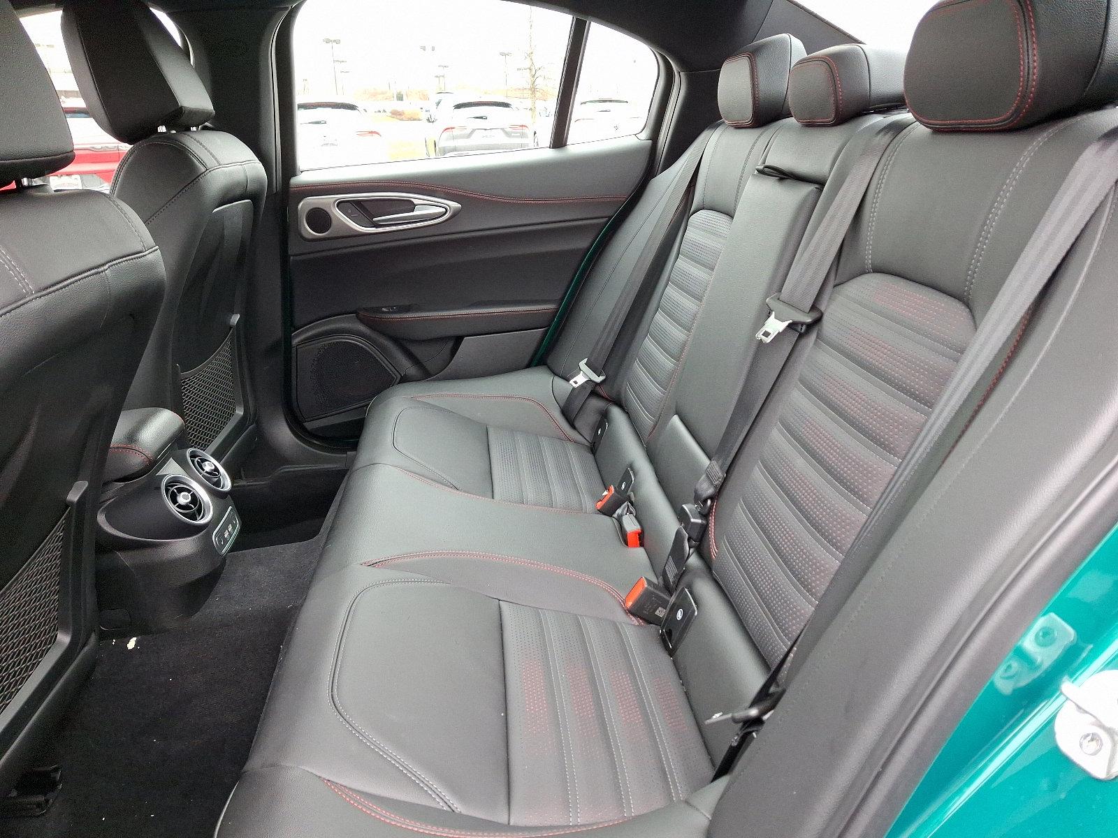 2025 Alfa Romeo Giulia Vehicle Photo in Mechanicsburg, PA 17050