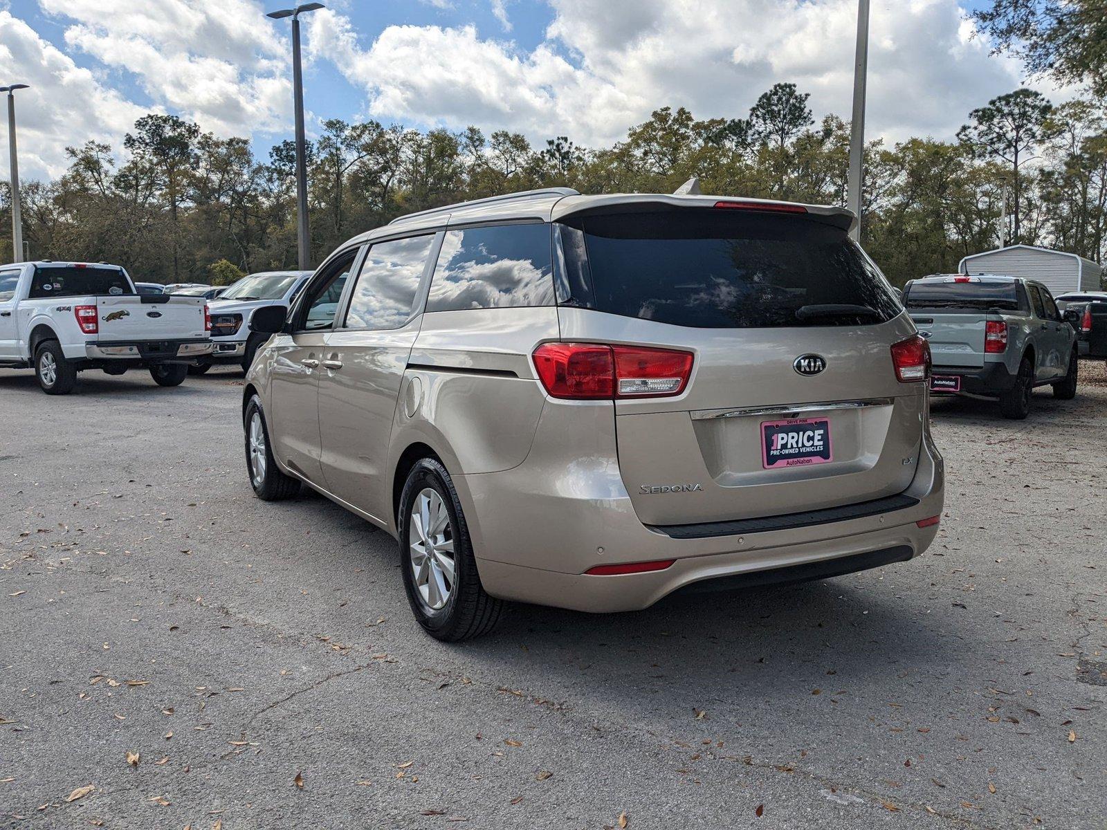 2016 Kia Sedona Vehicle Photo in Jacksonville, FL 32256