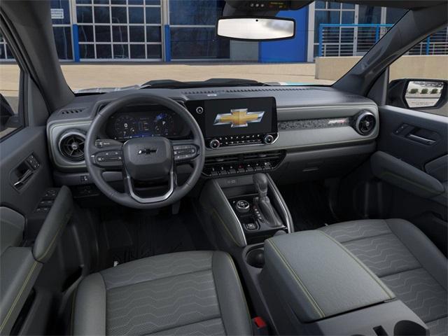 2025 Chevrolet Colorado Vehicle Photo in ENGLEWOOD, CO 80113-6708