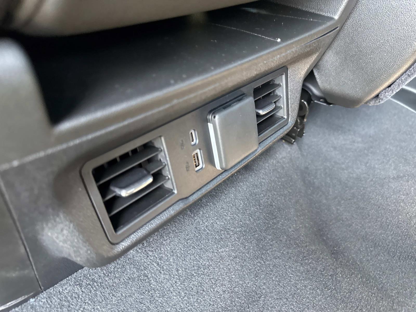 2025 Chevrolet Silverado 2500 HD Vehicle Photo in LOS ANGELES, CA 90007-3794