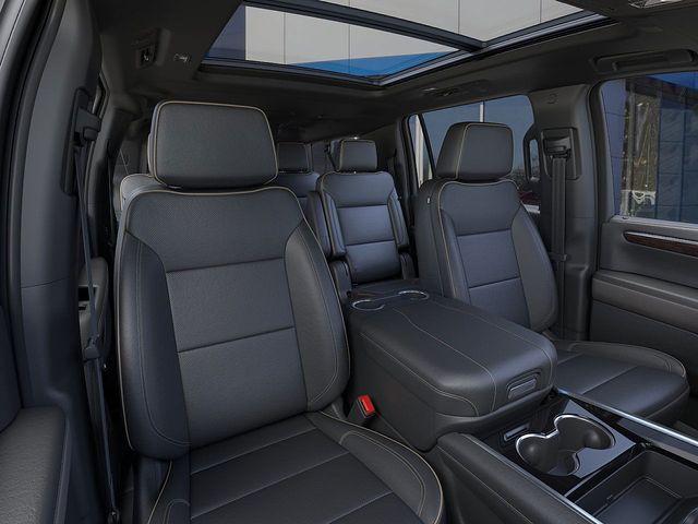 2025 Chevrolet Suburban Vehicle Photo in DANBURY, CT 06810-5034