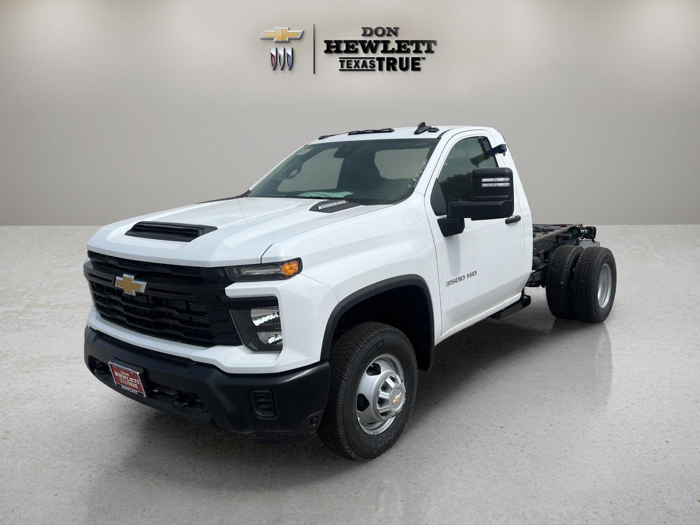 2025 Chevrolet Silverado 3500 HD Chassis Cab Vehicle Photo in GEORGETOWN, TX 78626-7508