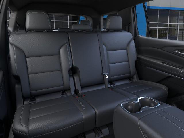 2025 Chevrolet Traverse Vehicle Photo in Roslyn, NY 11576