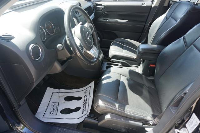 2017 Jeep Compass Vehicle Photo in FAIRMONT, WV 26554-2318