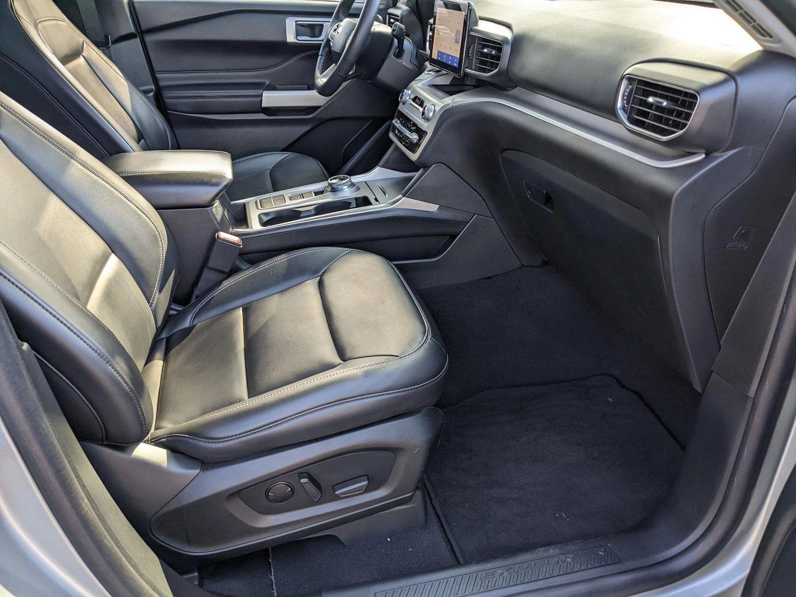 2023 Ford Explorer Vehicle Photo in Jacksonville, FL 32256