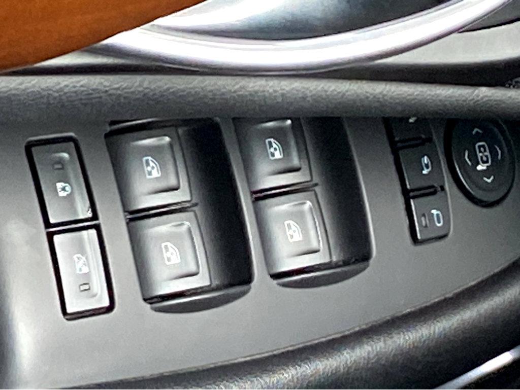 2019 Cadillac Escalade ESV Vehicle Photo in POOLER, GA 31322-3252