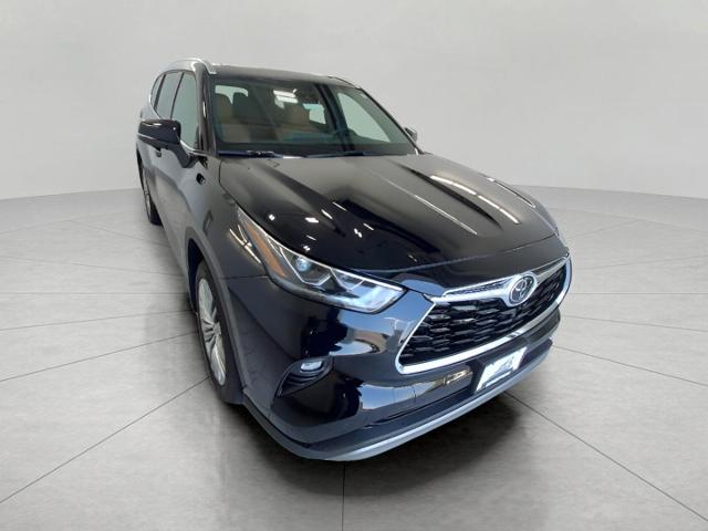 2023 Toyota Highlander Vehicle Photo in OSHKOSH, WI 54904-7811