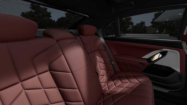 2025 BMW 740i xDrive Vehicle Photo in GRAPEVINE, TX 76051