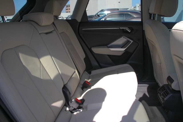 2020 Audi Q3 Vehicle Photo in SUGAR LAND, TX 77478