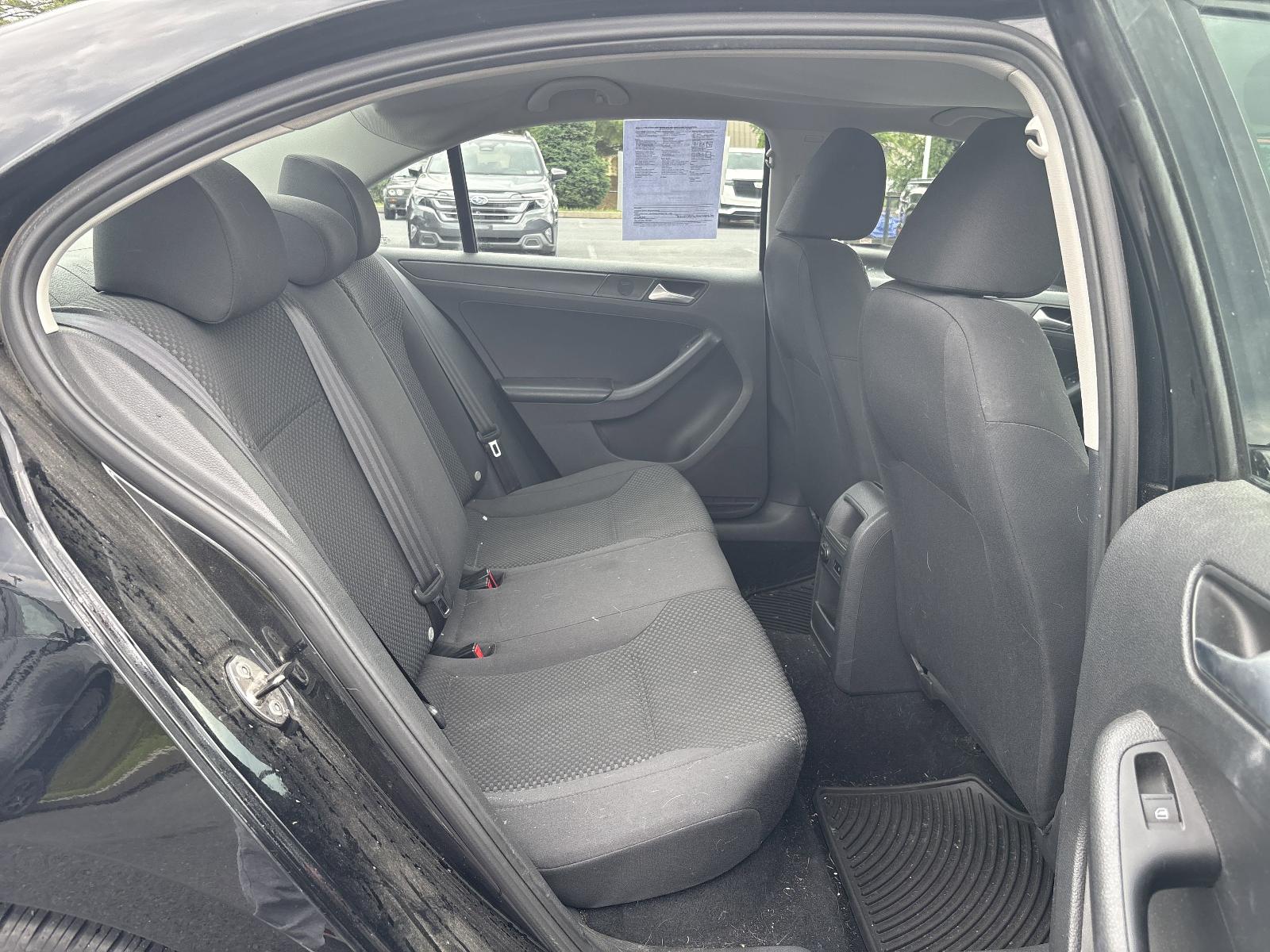 2014 Volkswagen Jetta Sedan Vehicle Photo in Mechanicsburg, PA 17050