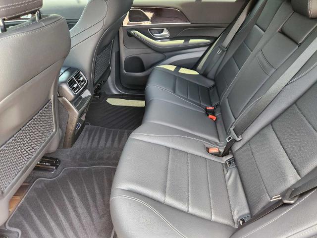 2025 Mercedes-Benz GLE Vehicle Photo in HOUSTON, TX 77079
