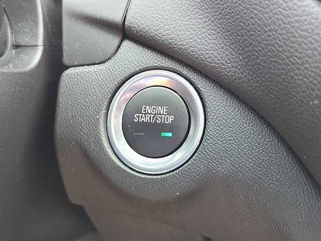 2023 Chevrolet Equinox Vehicle Photo in Pleasant Hills, PA 15236