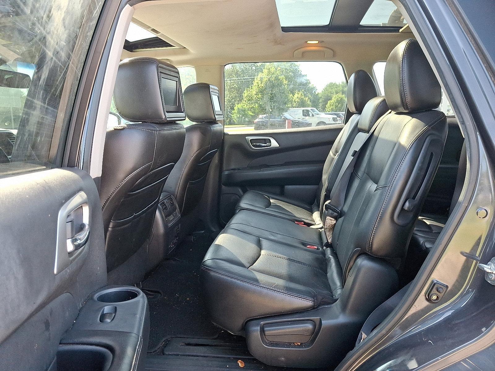 2013 Nissan Pathfinder Vehicle Photo in Mechanicsburg, PA 17050-2306