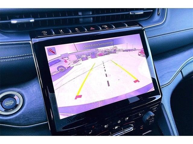 2023 Jeep Grand Cherokee L Vehicle Photo in Grapevine, TX 76051