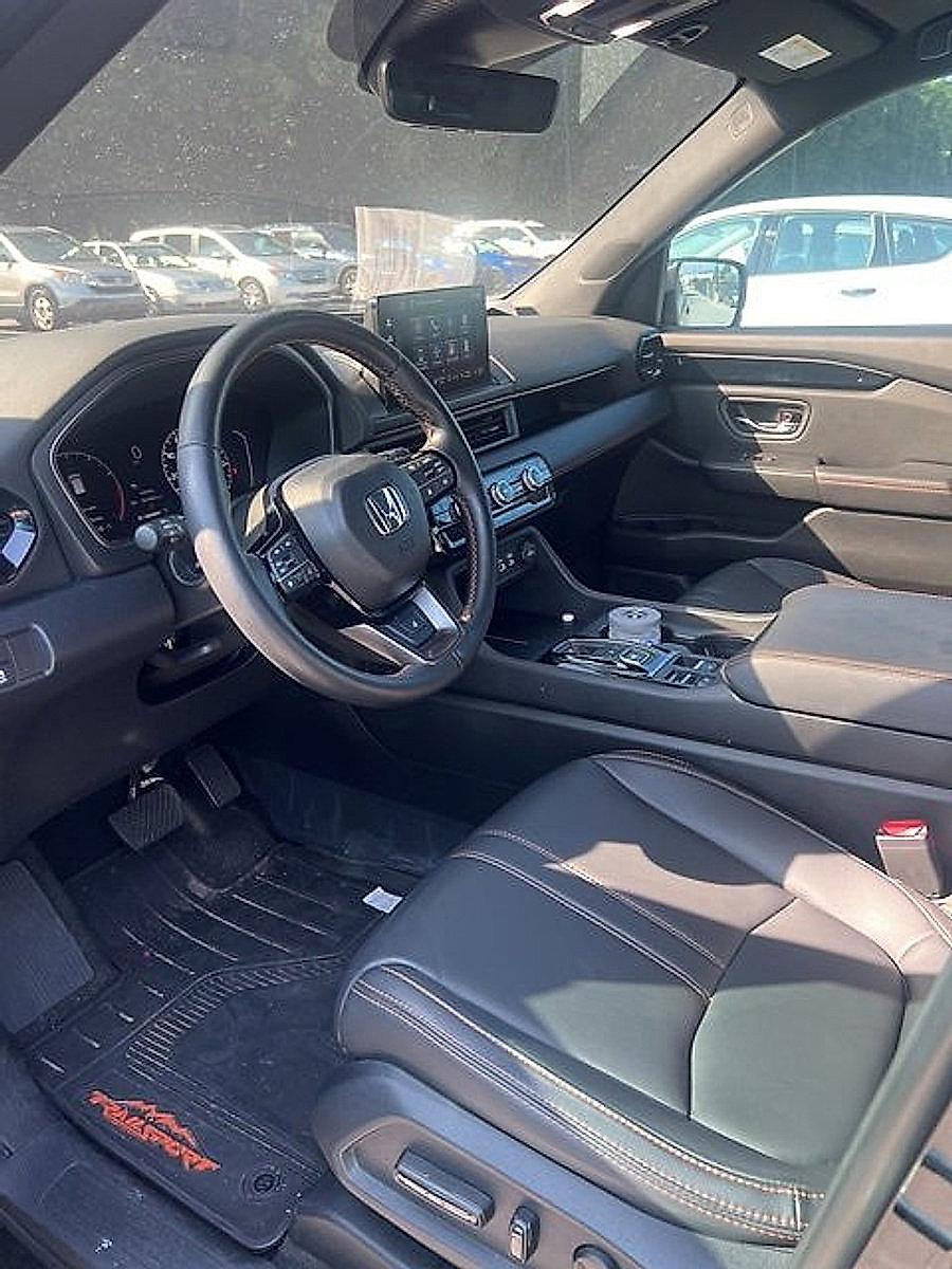 2023 Honda Pilot Vehicle Photo in Harrisburg, PA 17111