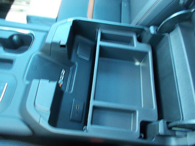 2026 GMC Sierra 1500 Vehicle Photo in LOWELL, MA 01852-4336