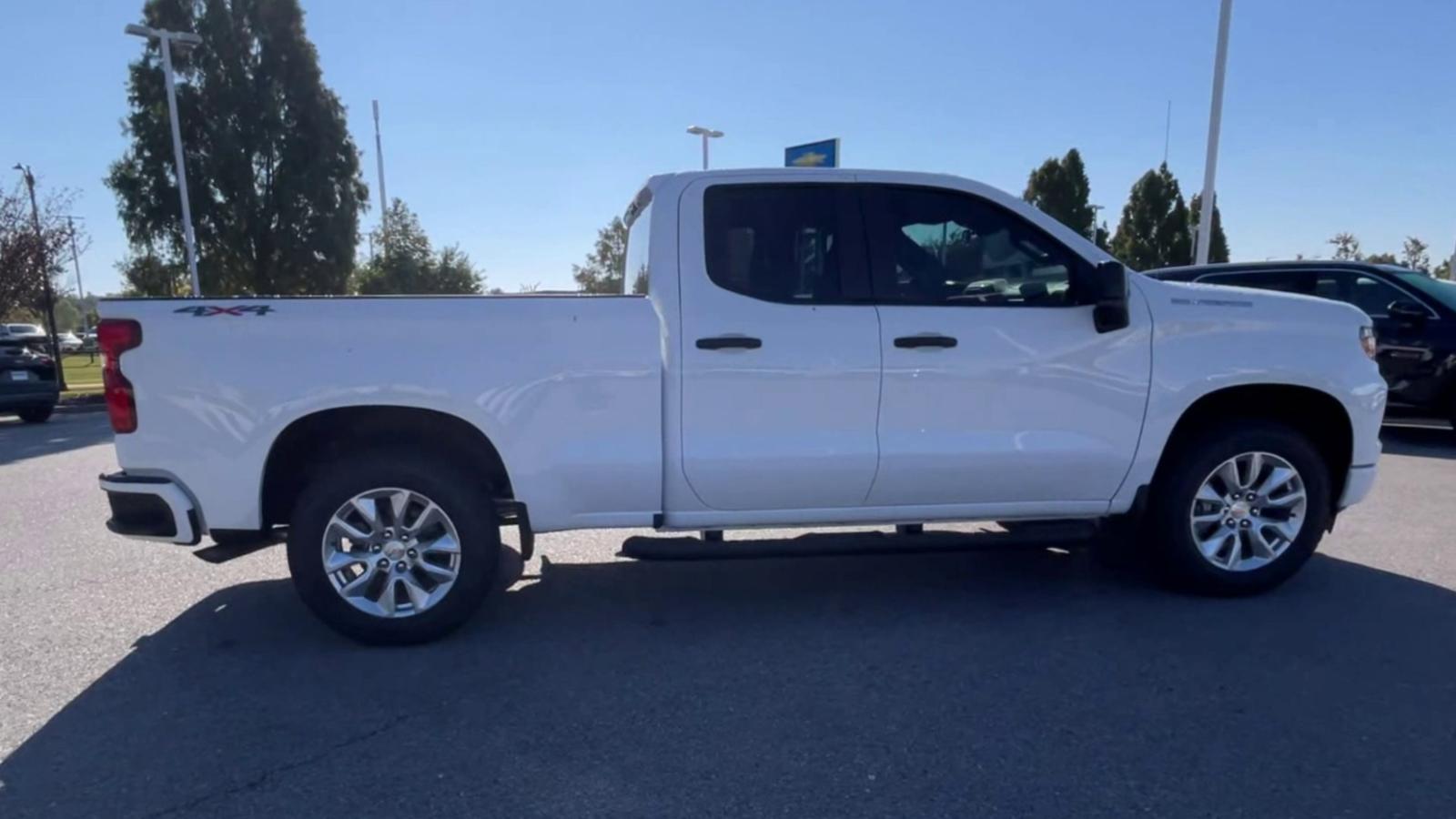 2024 Chevrolet Silverado 1500 Vehicle Photo in BENTONVILLE, AR 72712-4322