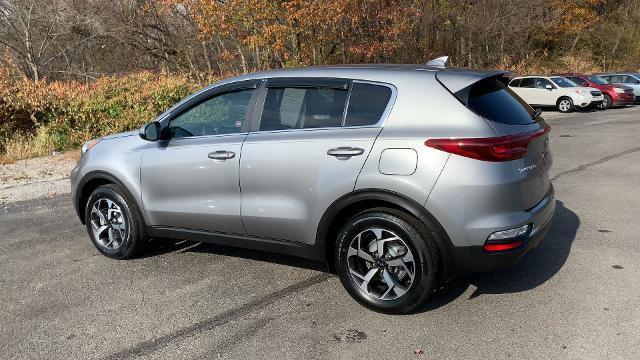 2020 Kia Sportage Vehicle Photo in MOON TOWNSHIP, PA 15108-2571