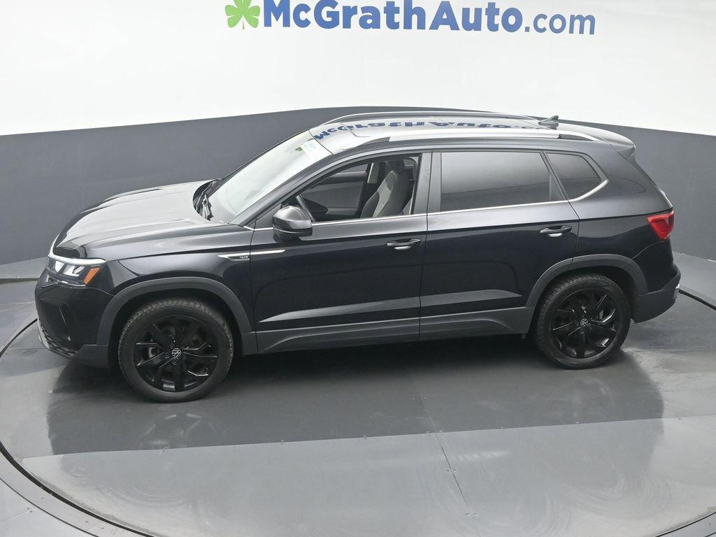 2022 Volkswagen Taos Vehicle Photo in Marion, IA 52302