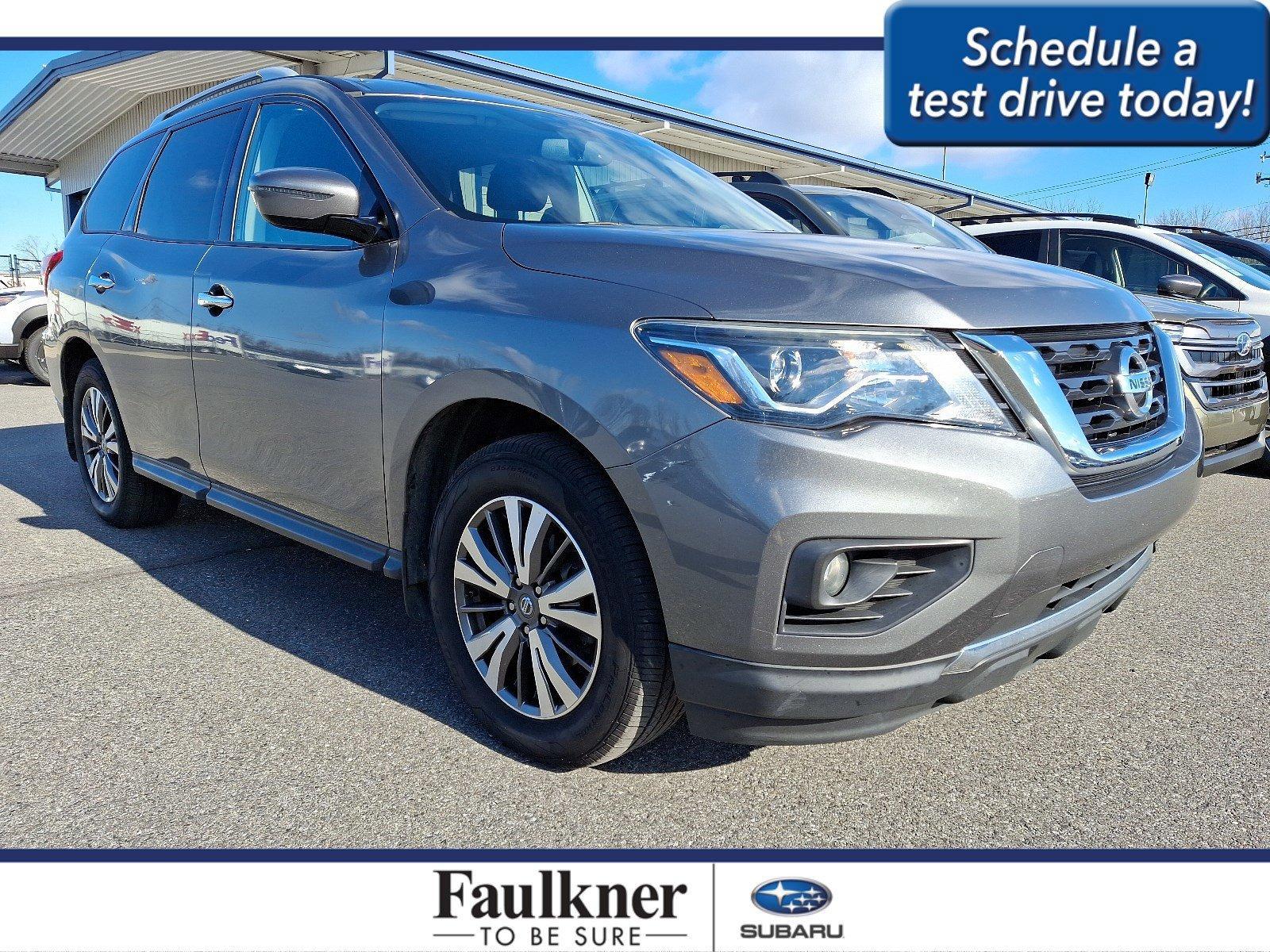 2017 Nissan Pathfinder Vehicle Photo in BETHLEHEM, PA 18017