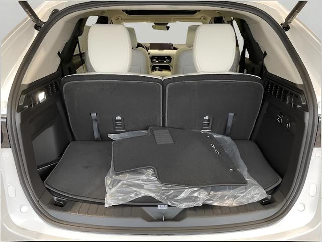 2025 Mazda CX-90 Vehicle Photo in Green Bay, WI 54304