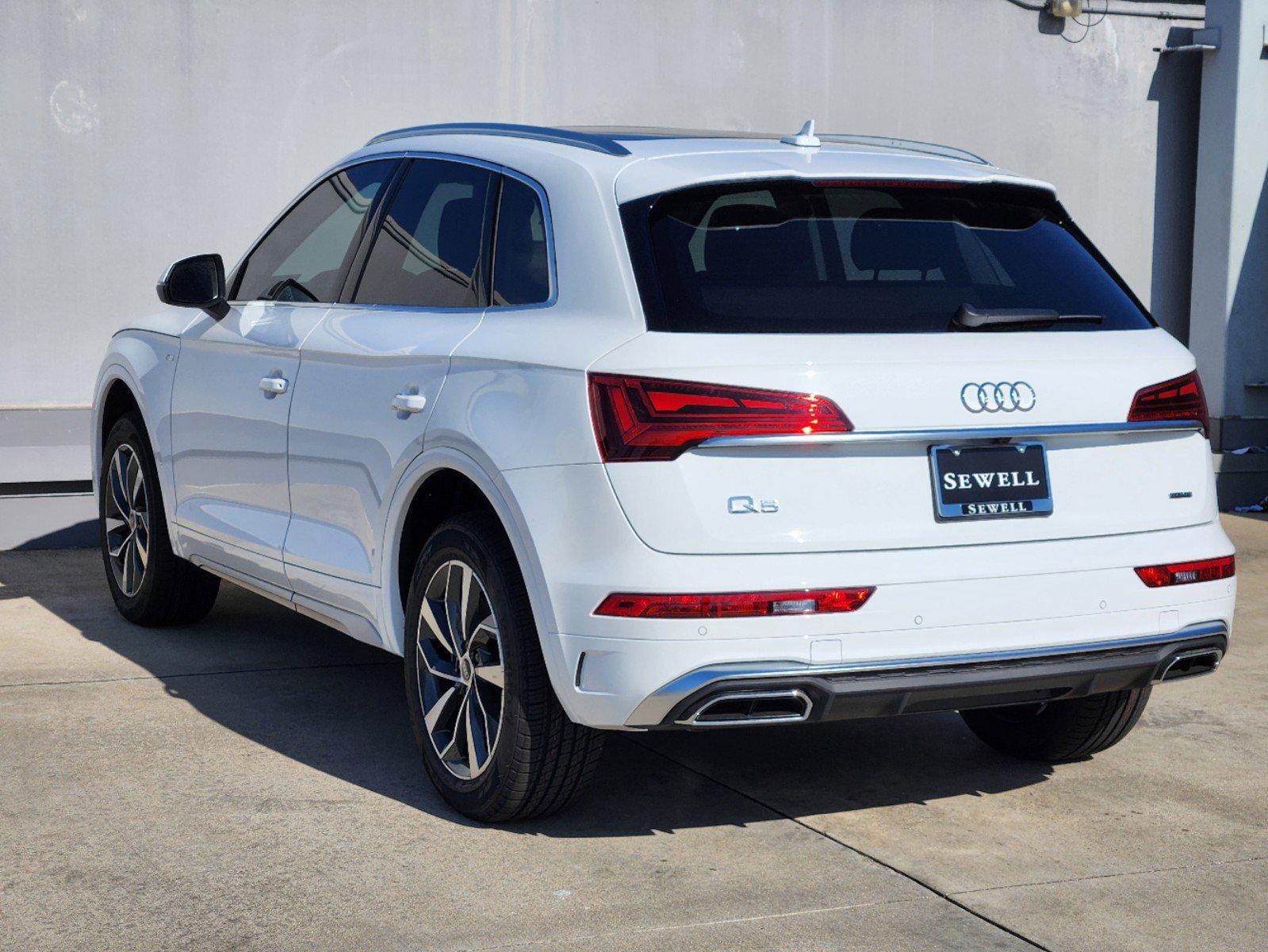 2025 Audi Q5 Vehicle Photo in SUGAR LAND, TX 77478