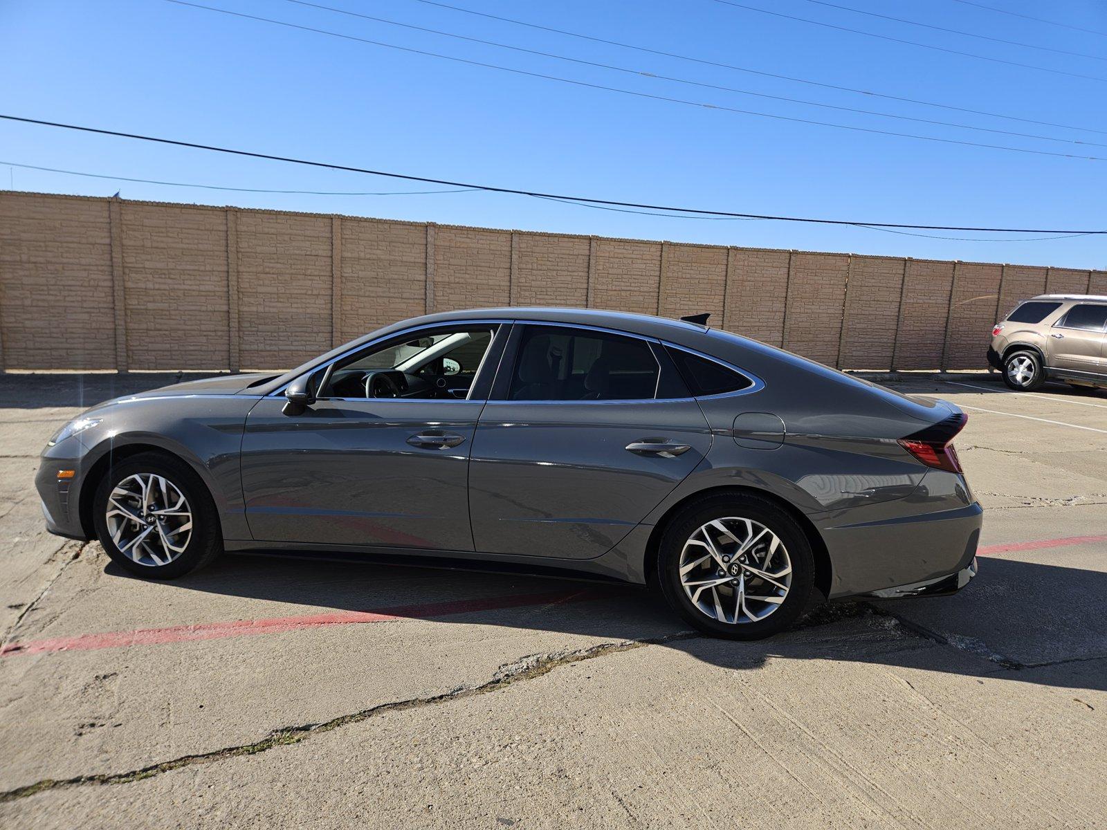 2022 Hyundai SONA Vehicle Photo in NORTH RICHLAND HILLS, TX 76180-7199