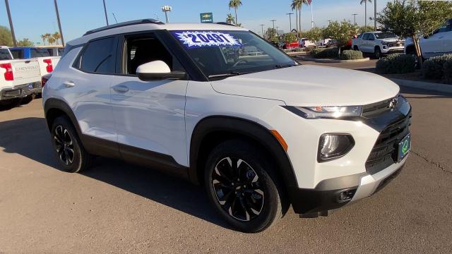 2022 Chevrolet Trailblazer LT photo 3