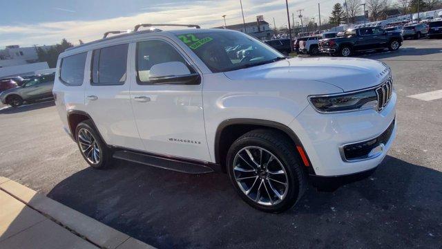 2022 Jeep Wagoneer Series II photo 2