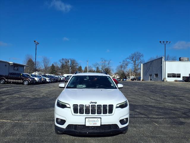 Used 2021 Jeep Cherokee Altitude with VIN 1C4PJMLB5MD111139 for sale in Freeport, IL