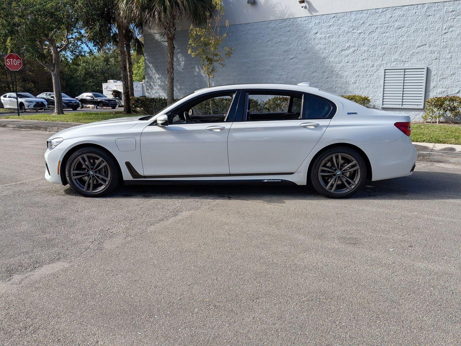 2018 BMW 740e xDrive iPerformance Vehicle Photo in West Palm Beach, FL 33417